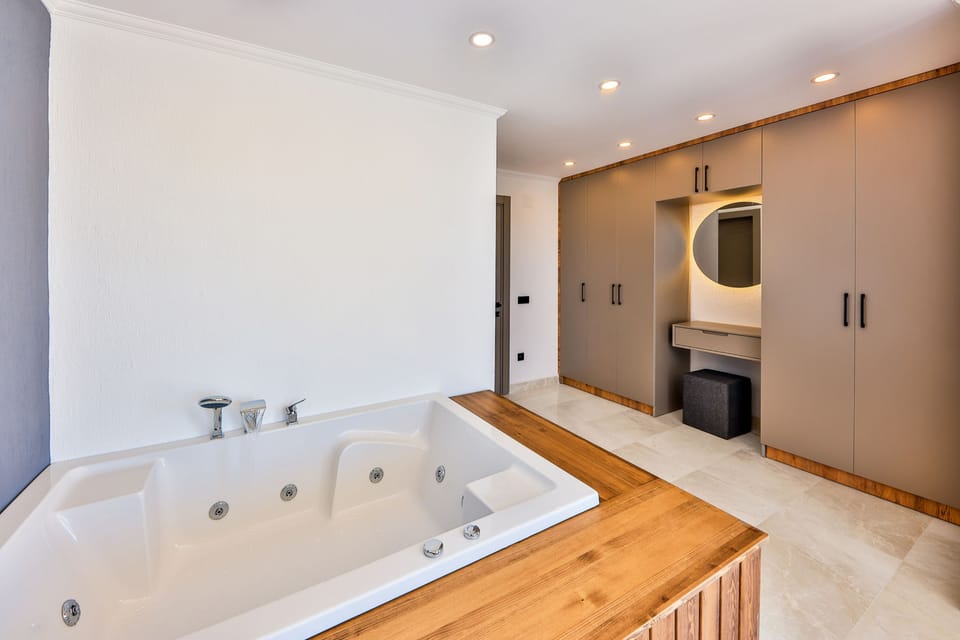 Comfy and cozy double room with jacuzzi
