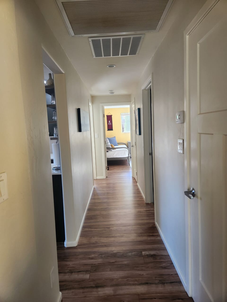 hallway to bedrooms