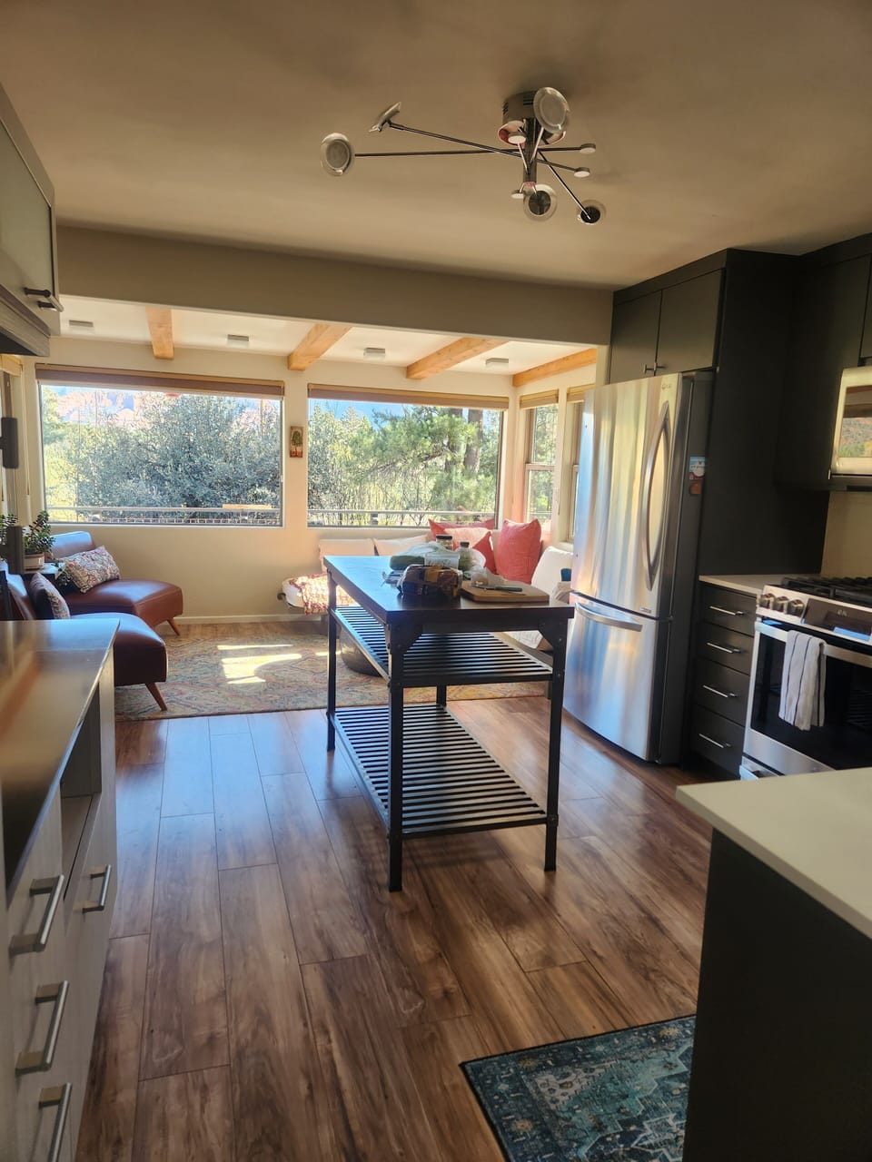 kitchen /amazing sun room
