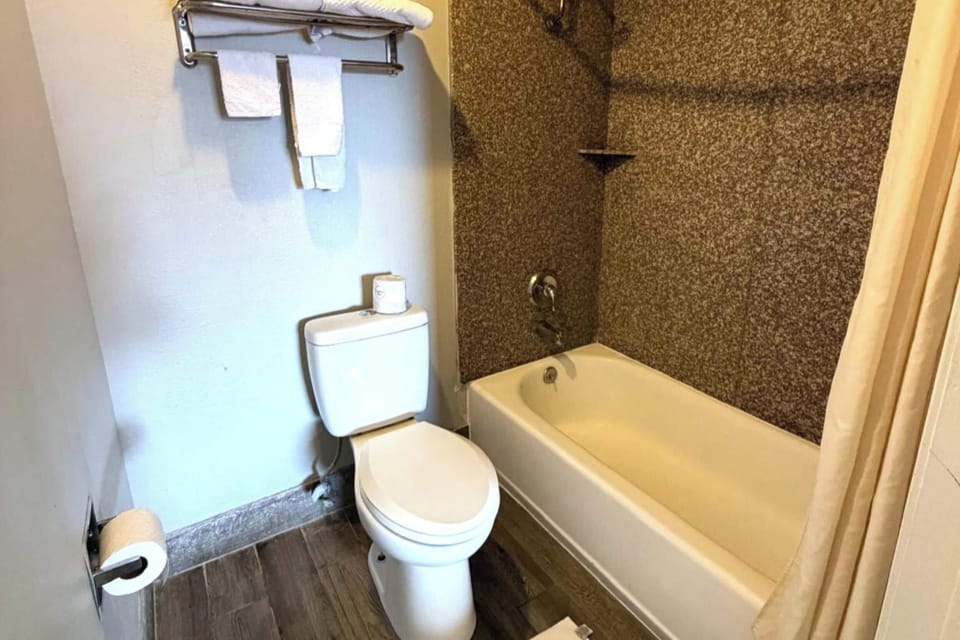 Free toiletries, towels