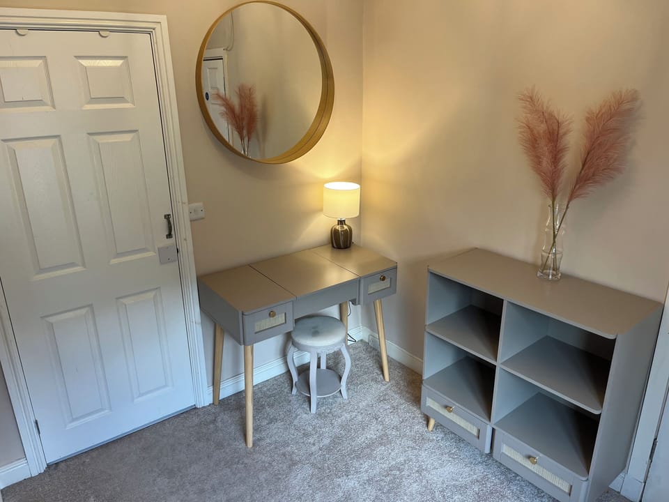 Newly refurbished dressing room adjacent to the shower room.