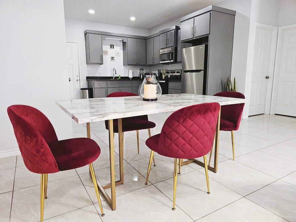 Dinning Table