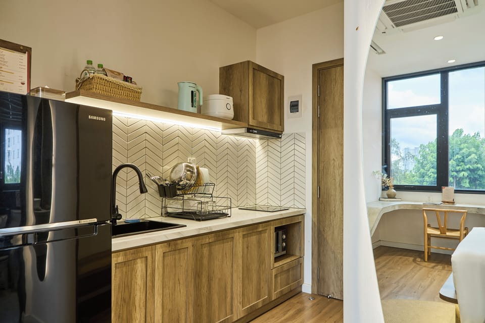 Super Standard City View | Private kitchenette | Mini-fridge, microwave, stovetop, rice cooker