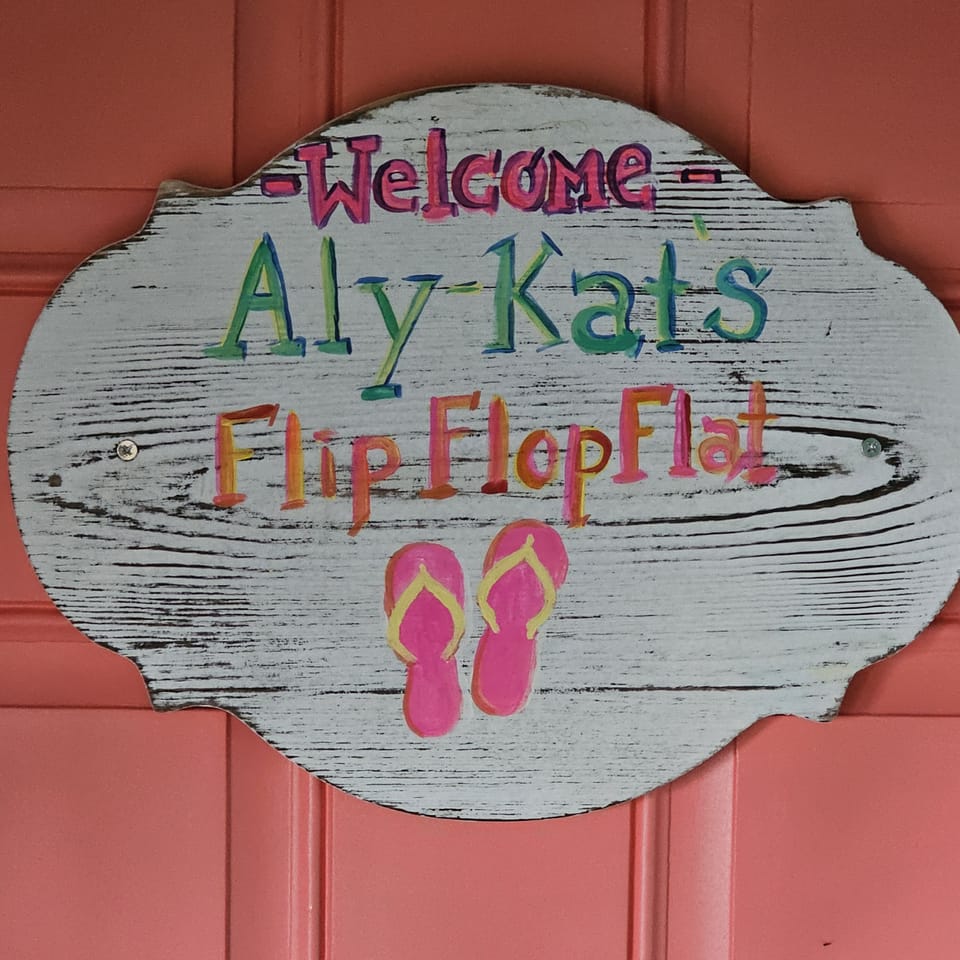 Aly-Kats Flip Flop Flat