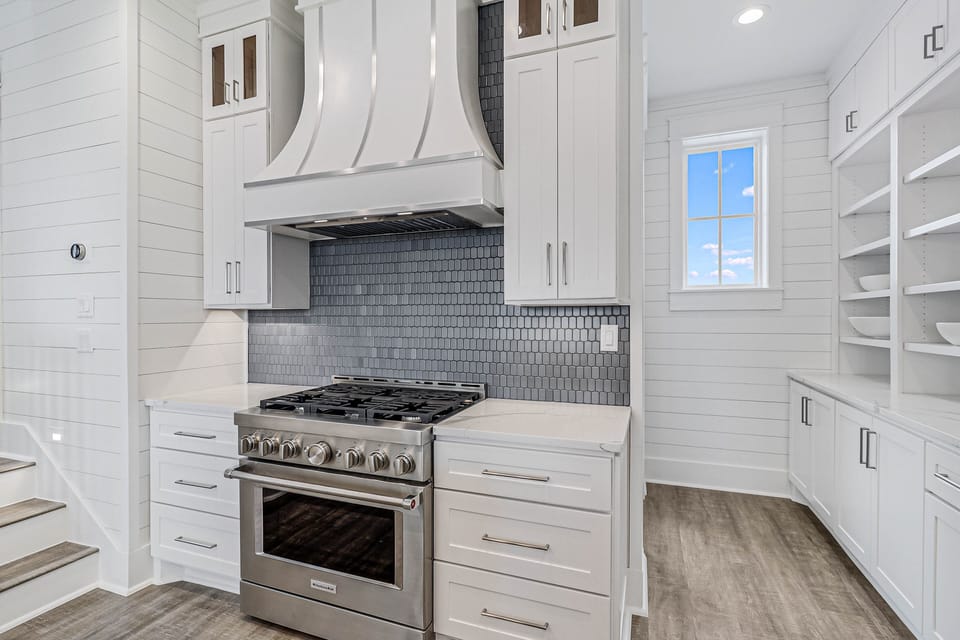 Kitchen, 2nd Floor
