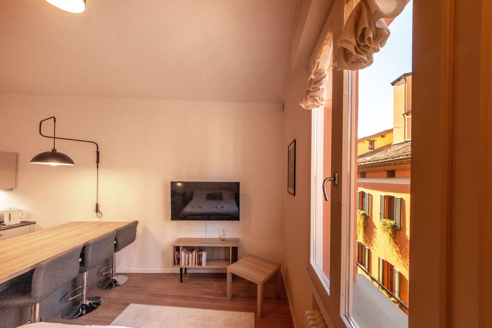 Apartment | Living area | 40-inch flat-screen TV with digital channels, streaming services