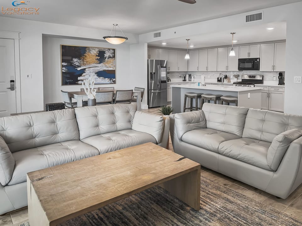 Blu 200 Living Room