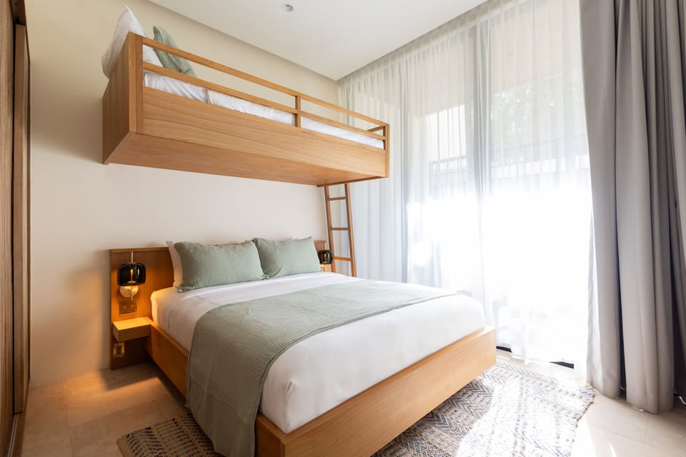 2 bedrooms, Egyptian cotton sheets, premium bedding, in-room safe