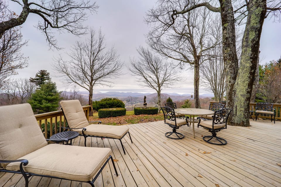 Deck | 3-Story Villa
