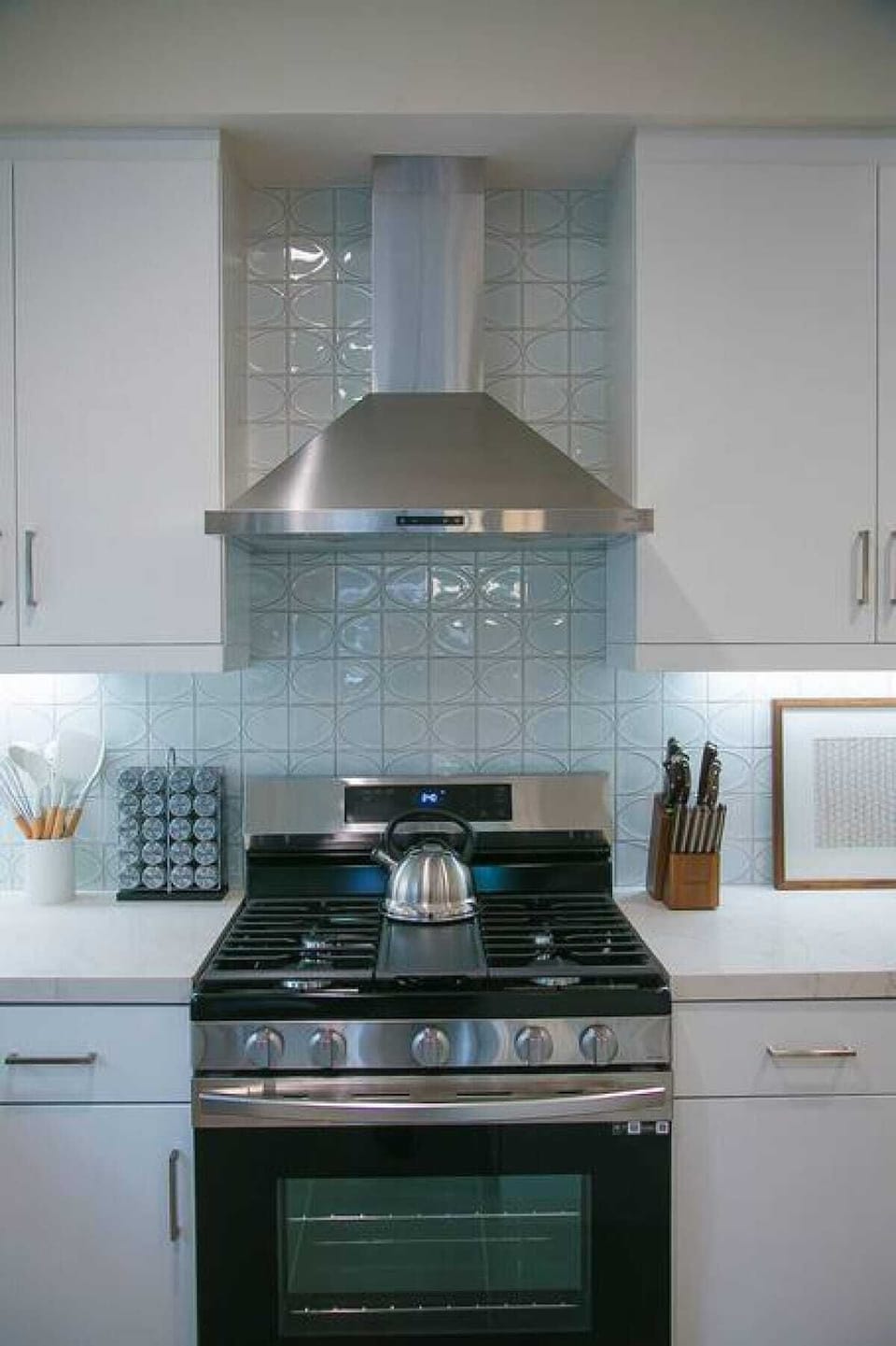Electric stove for your kitchen.