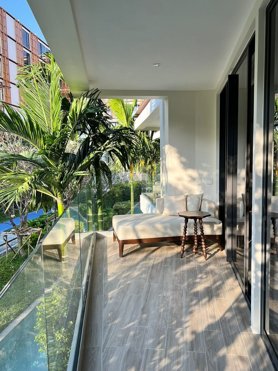 Exclusive Apartment | Balcony