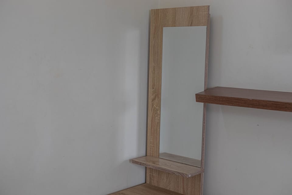 Deluxe Room | 1 bedroom, desk, WiFi (free)