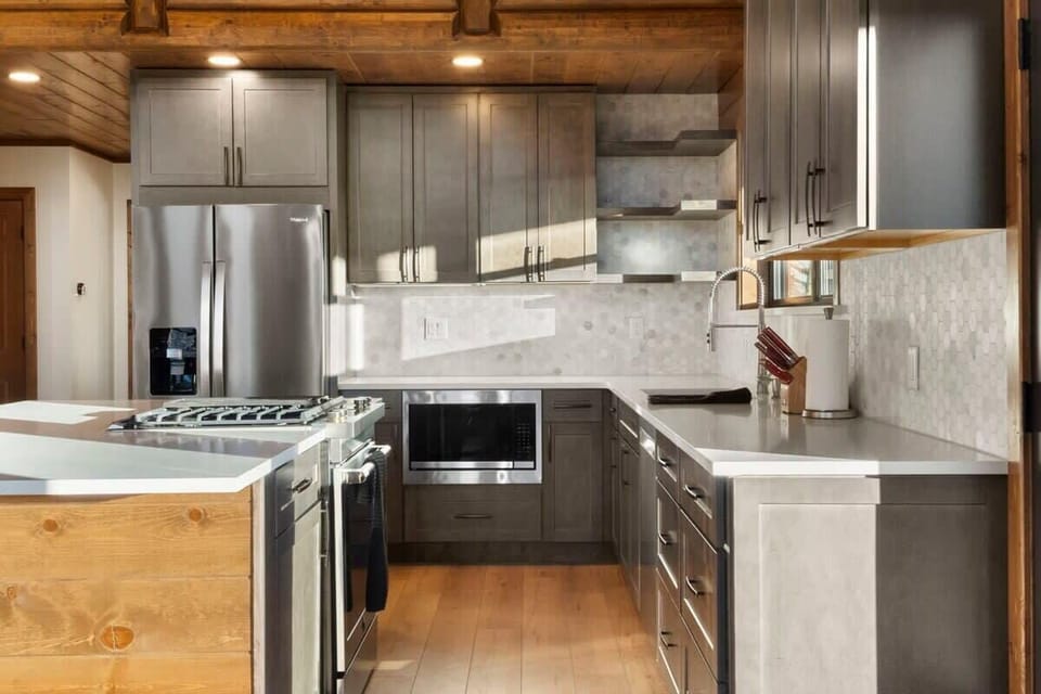 The chef in your group will love preparing meals in the beautiful and updated kitchen!