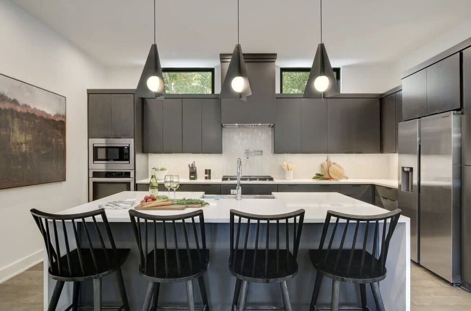 Kitchen | Lower Level | Open Access from Dining Area