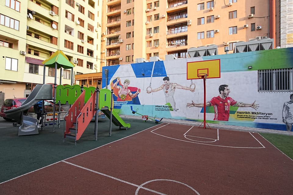 Children's play area - outdoor
