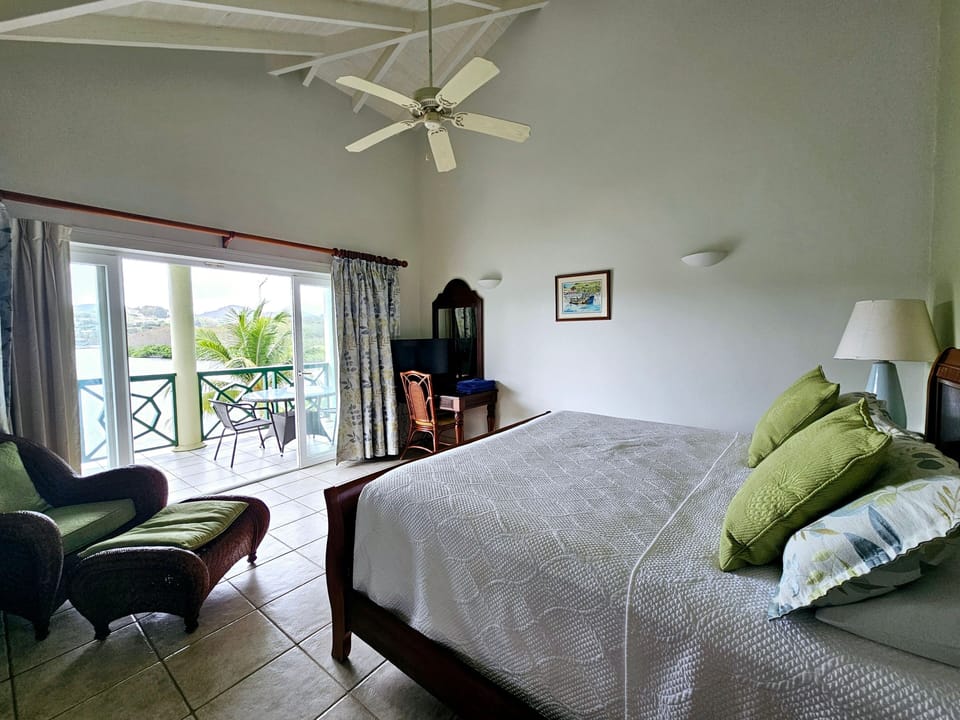 The Pelican #3 - Spacious 2 bedroom 2.5 bath waterfront townhome in the heart of Rodney Bay. 2 Townhouse by RedAwning House in Caribbean