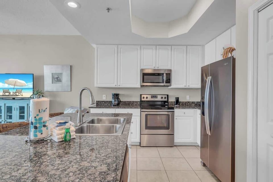 Full Kitchen