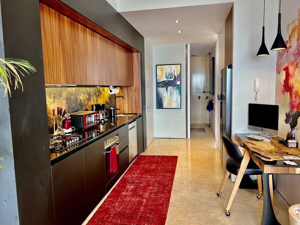 Pass through fully stocked kitchen