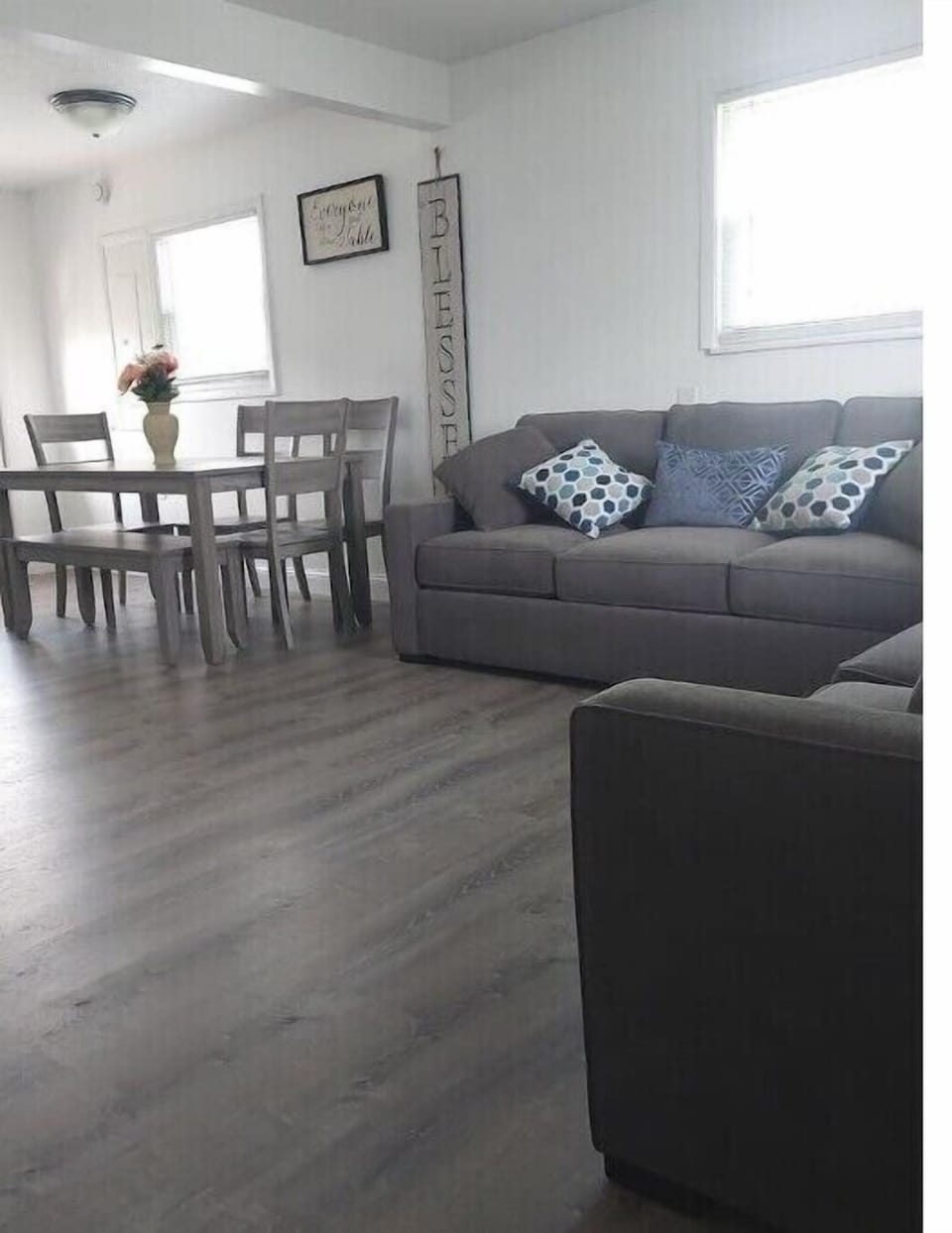 queen pull out bed in couch 