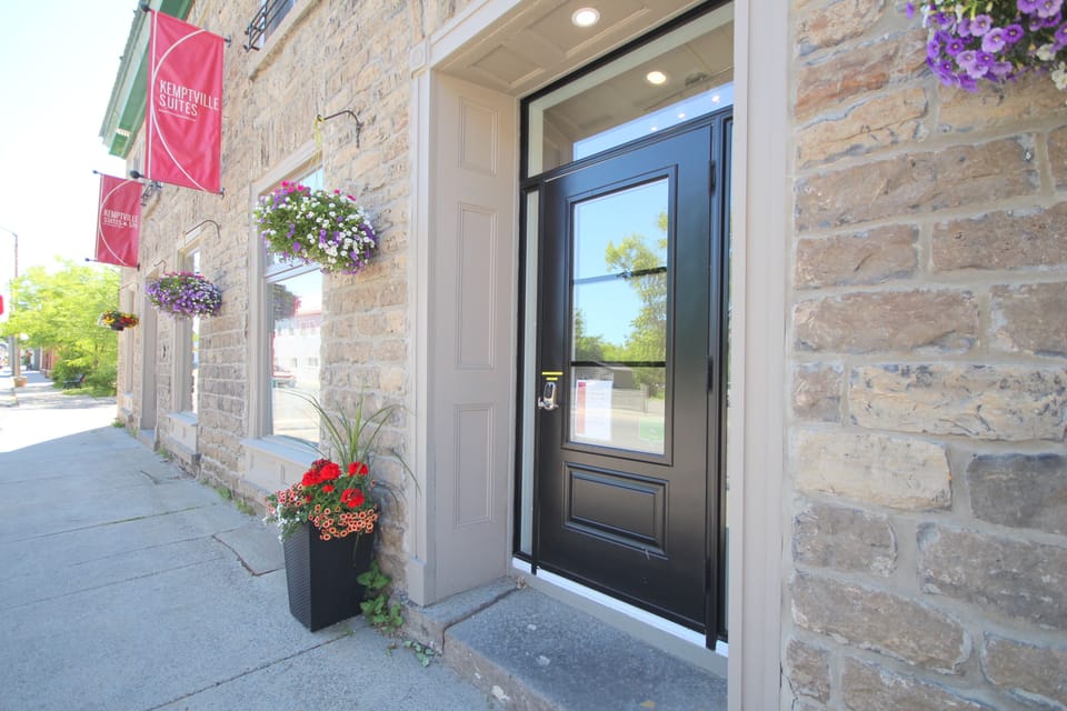Arrow Properties Hotel in Kemptville