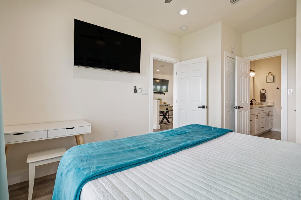 King suite with 55" TV and work station