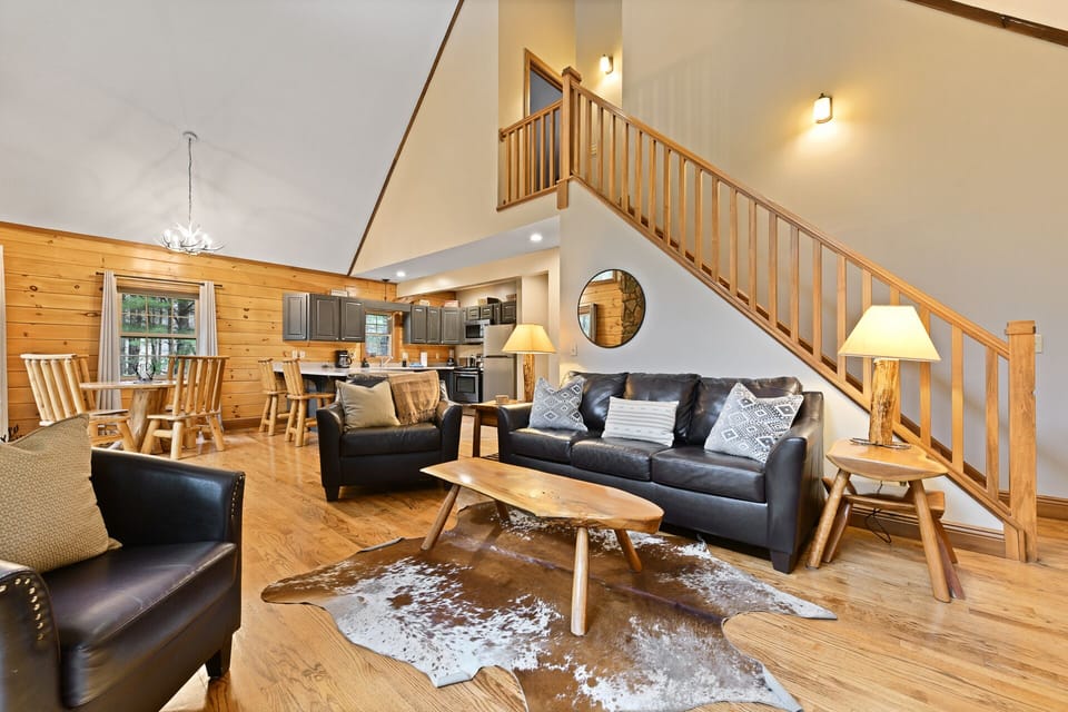 Enough seating for everyone in the living room!