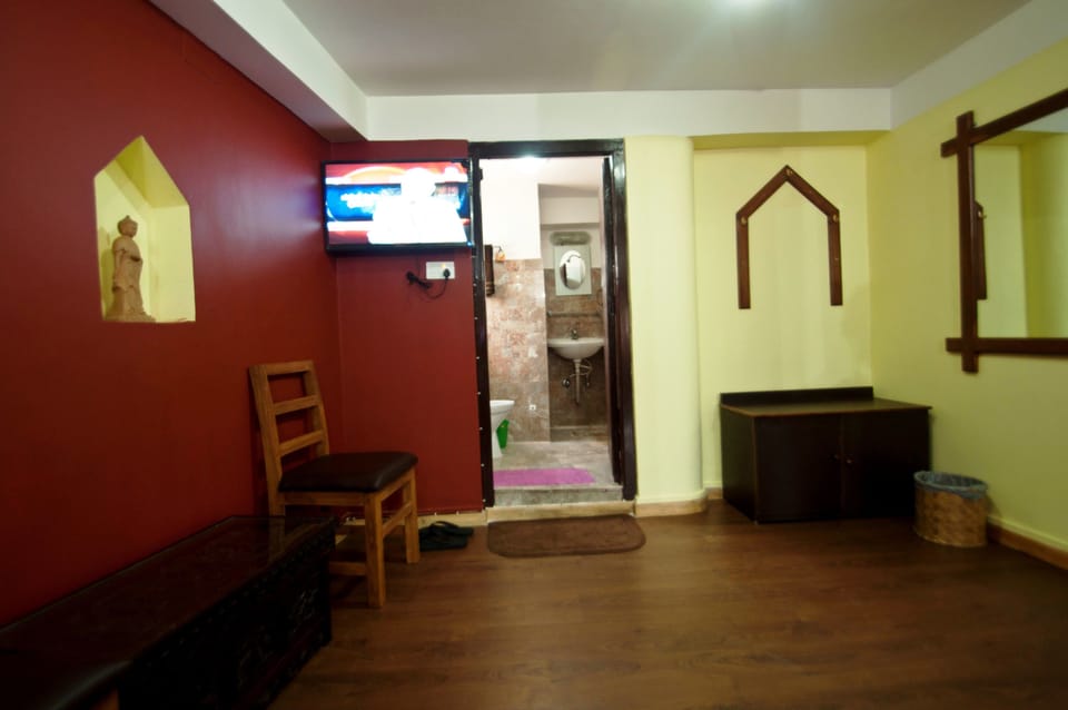 Standard Triple Room, 1 Bedroom, City View | 1 bedroom, in-room safe, desk, soundproofing