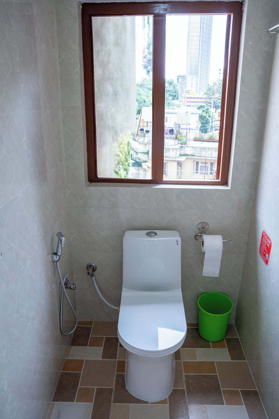 Traditional Double Room | Bathroom | Shower, rainfall showerhead, bidet, toilet paper