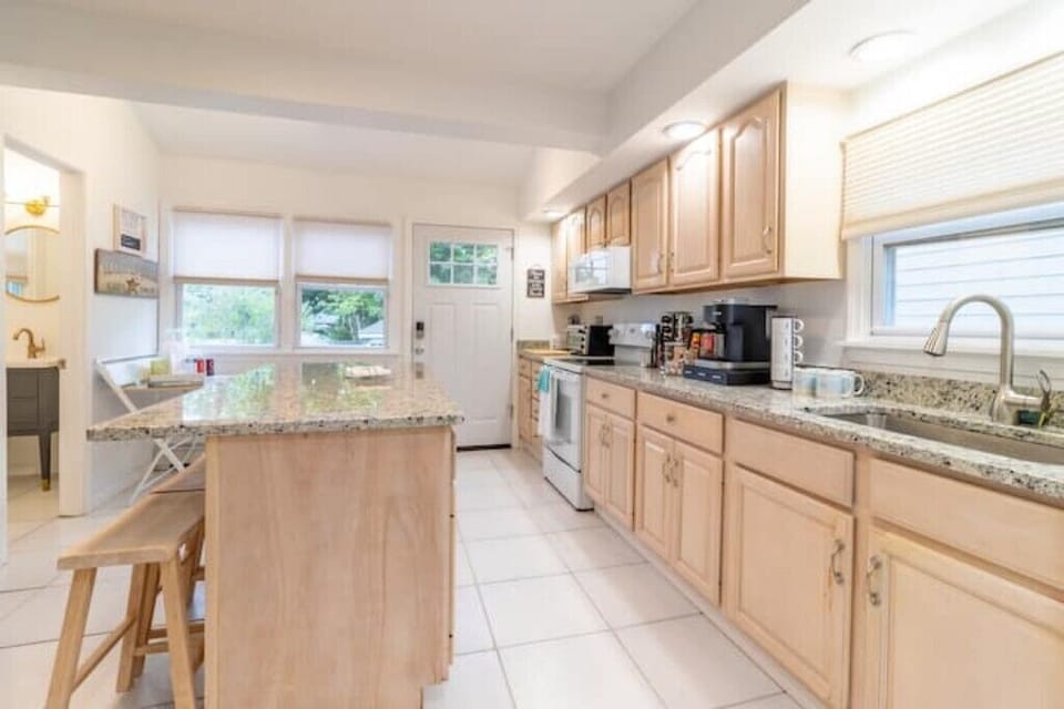 Fully stocked kitchen.
