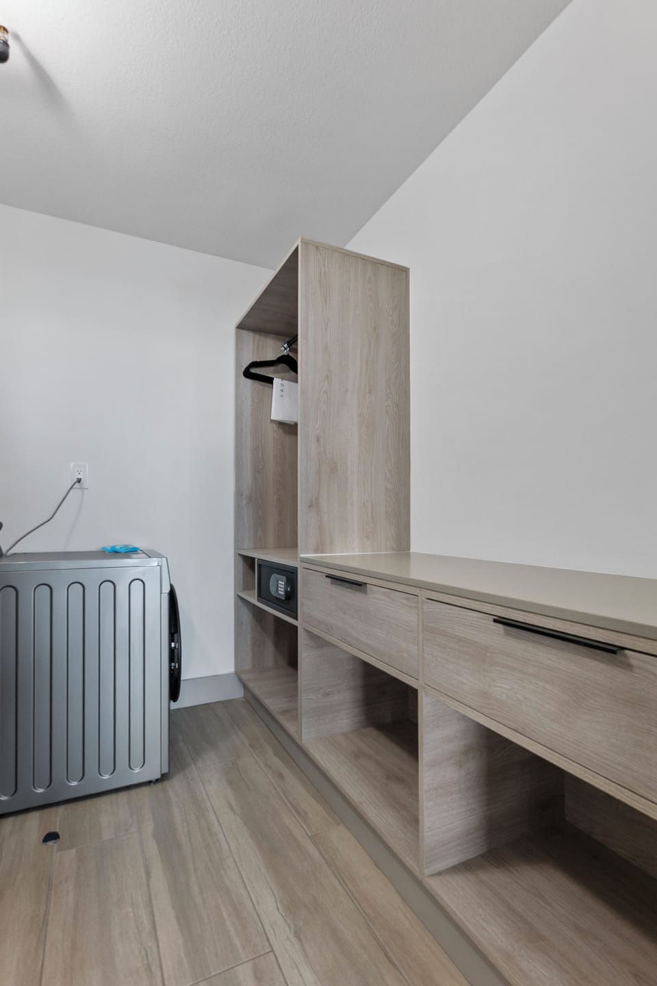 Comfort Suite, Multiple Beds, Balcony | Premium bedding, minibar, in-room safe, soundproofing