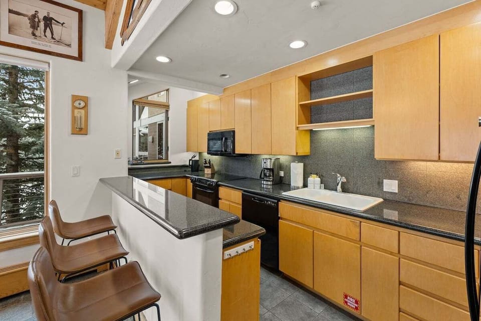 Open Kitchen