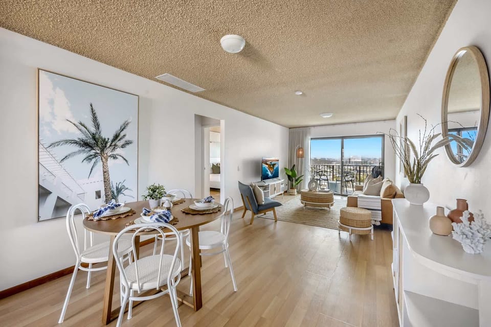 Dining Area/Living Room