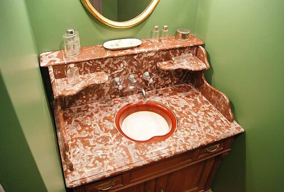 Suite (Duplex) | Bathroom sink