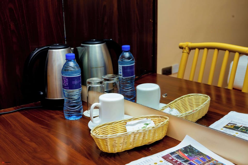Deluxe Room, Lake View | WiFi (free)