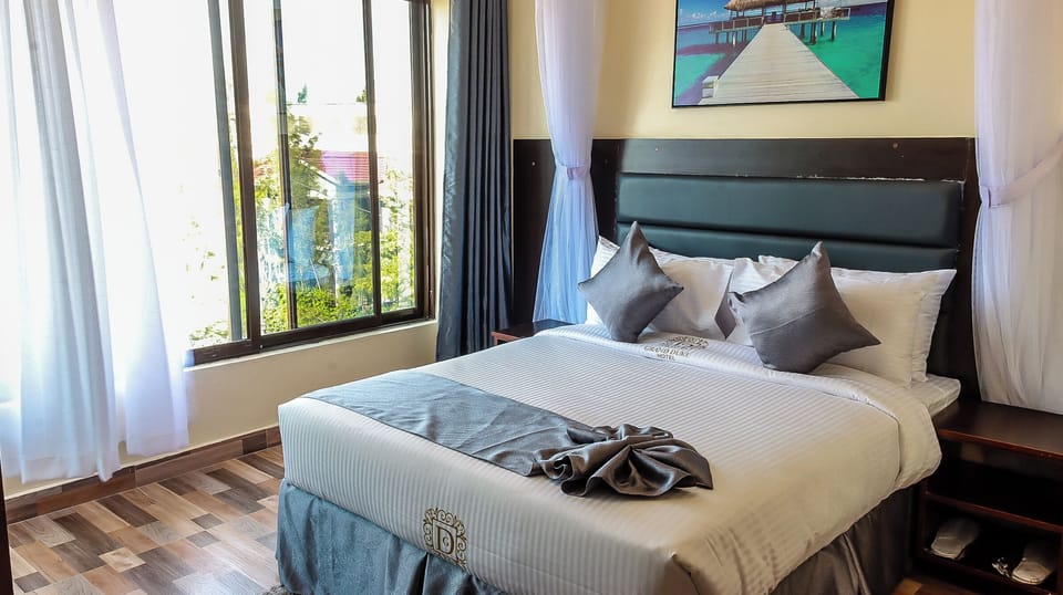 Superior Room, Lake View | Free WiFi