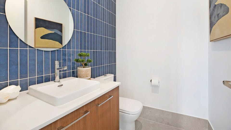 Forest Brae | Powder Room 