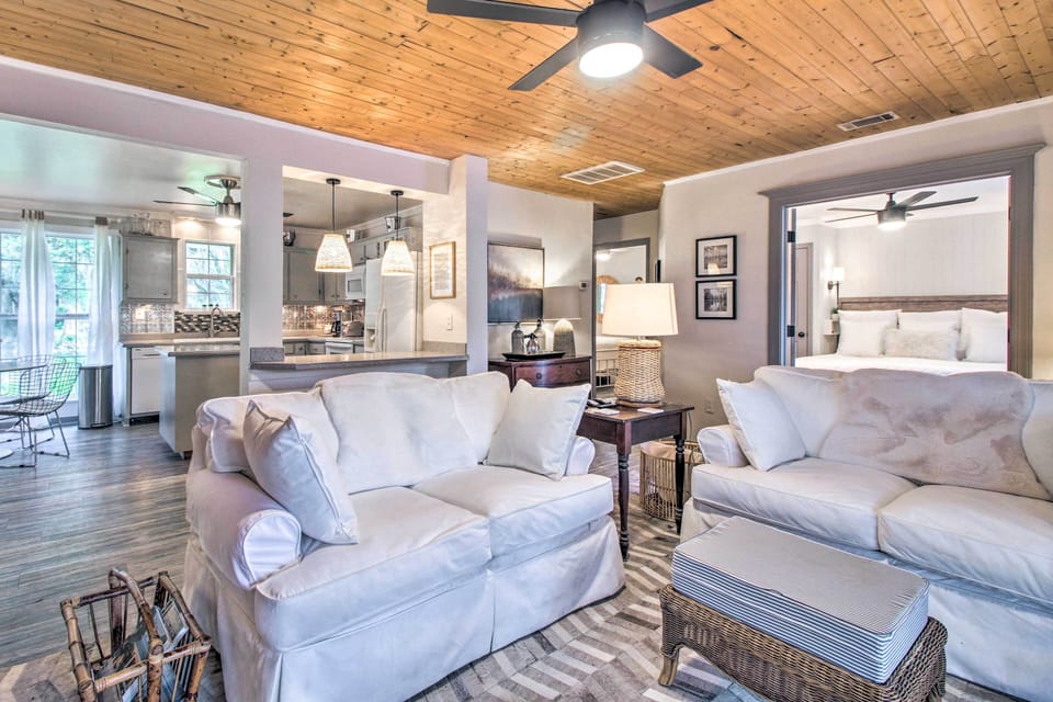 Cottage (2 Bedrooms) | Interior