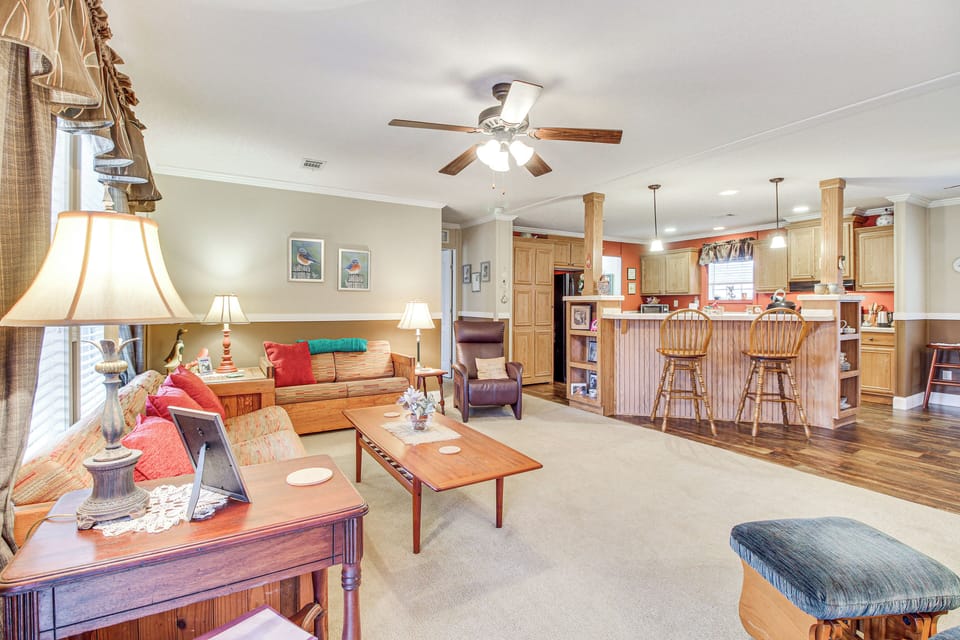 House (3 Bedrooms) | Interior