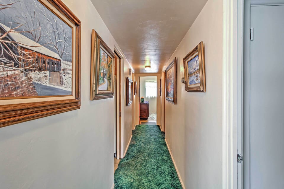 House (2 Bedrooms) | Interior