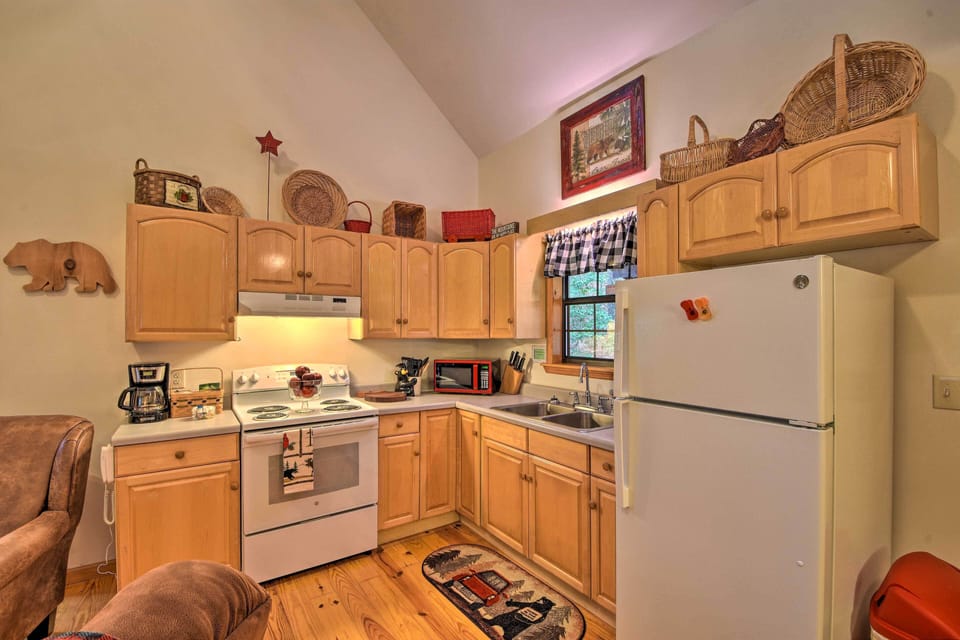 House (2 Bedrooms) | Interior