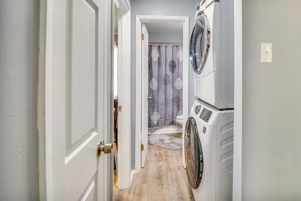Hampton Vacation Rental: Central Location, Patio Cottage in Hampton