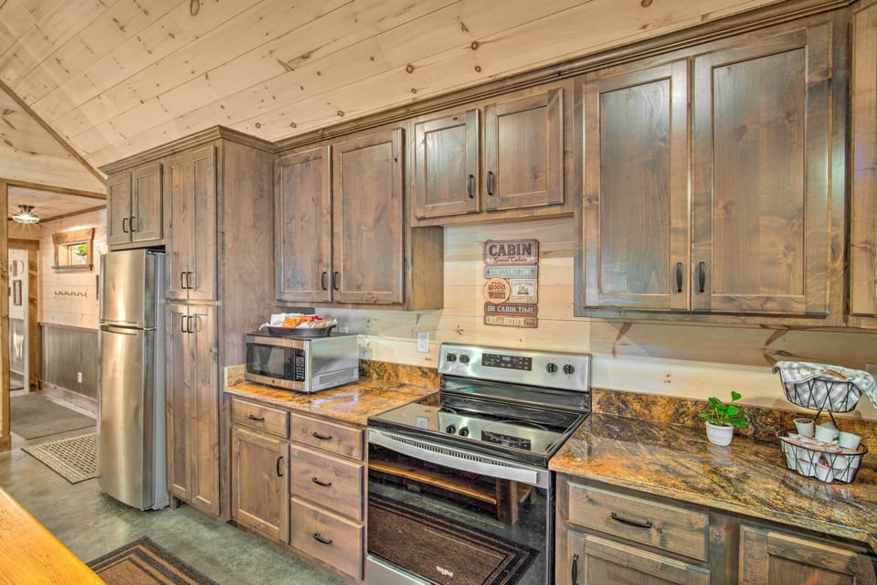 House (2 Bedrooms) | Interior