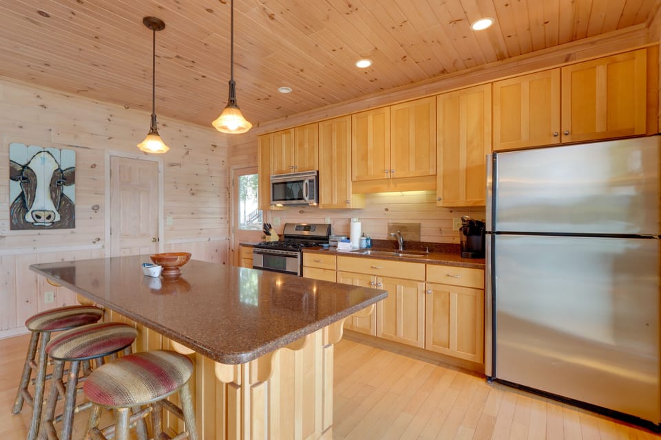 House (4 Bedrooms) | Interior