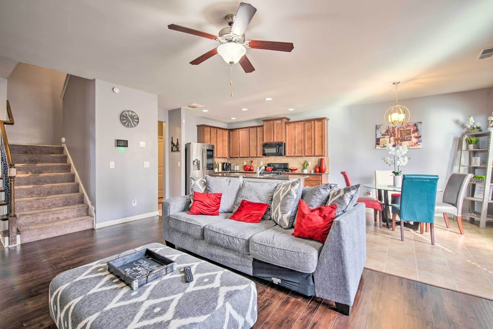 House (3 Bedrooms) | Interior