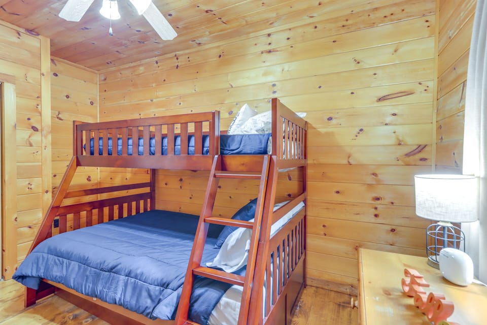 House (4 Bedrooms) | Interior
