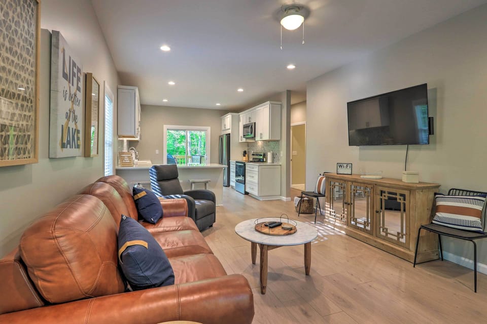House (2 Bedrooms) | Interior