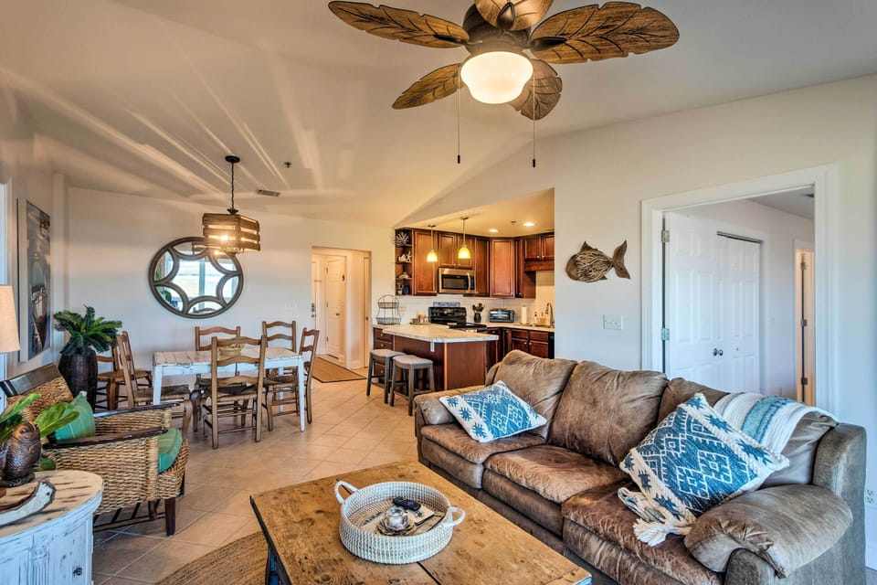Apartment (3 Bedrooms) | Front of property