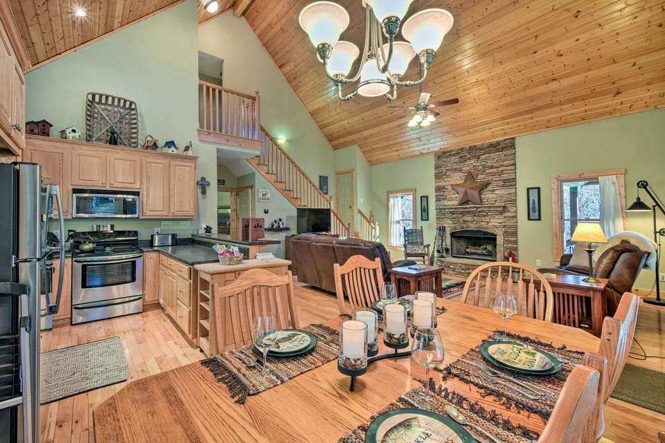 House (4 Bedrooms) | Interior