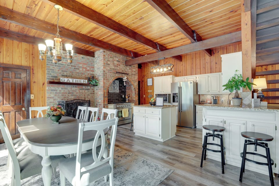 House (3 Bedrooms) | Interior