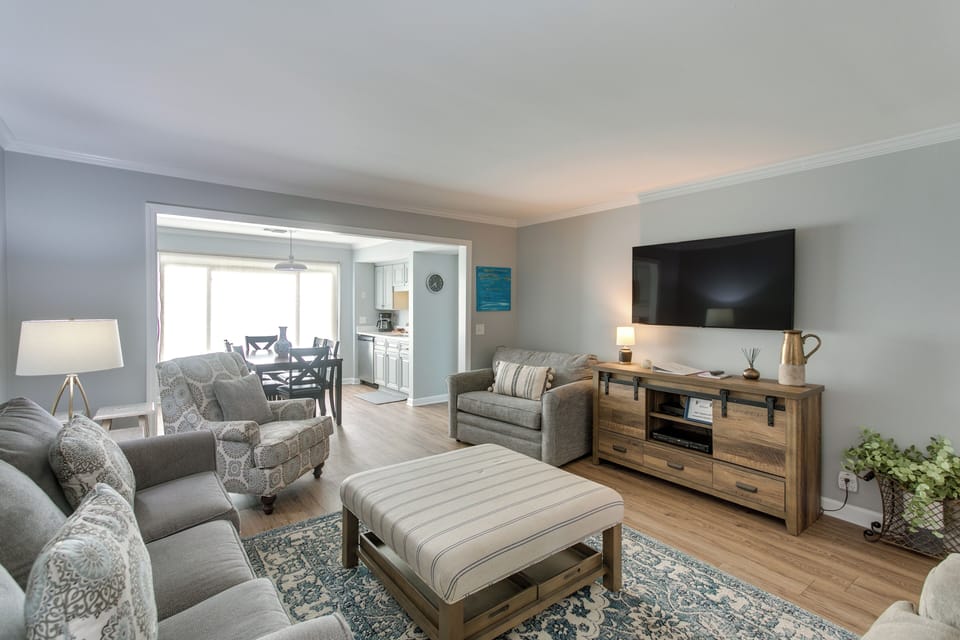Apartment (2 Bedrooms) | Front of property